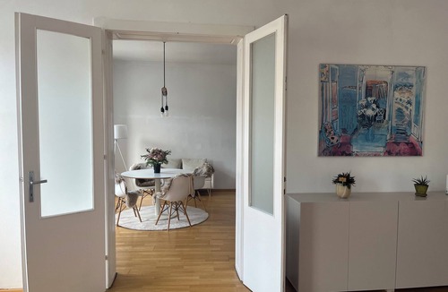 Wieden Apartment | Wonderful spacious (130m2) apartment next to Naschmarkt, 5 min to Karlsplatz