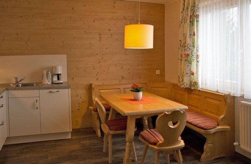 Marul Apartment | ZF Holiday apartment Guggernülli - House Küng