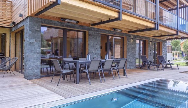 #2a mit Sauna & Pool by Interhome