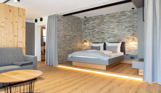 A beautiful apartment with its own terrace at Oberwinklgut.