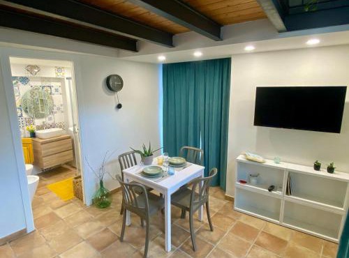 A Casa di Ross in Aci Castello