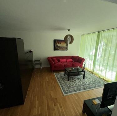 A room in semi shared flat in Wallisellen