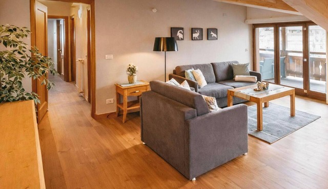 ALPENNEST – Balcony & Sauna Access in Seefeld in Tirol