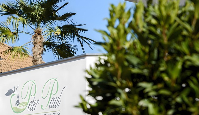 Apartment 'Peter Paul Terrassenapp Hocheppan' with Mountain View and Private Terrace in Eppan an der Weinstrasse