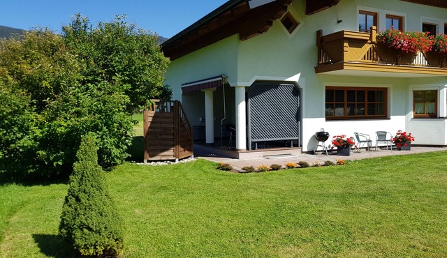 Apartment 'Appartment Ennstal' with Mountain View, Private Terrace and Wi-Fi