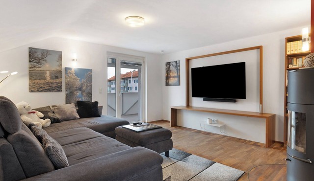Apartment 'Ferienwohnung Rheintal Hard' with Balcony and Wi-Fi