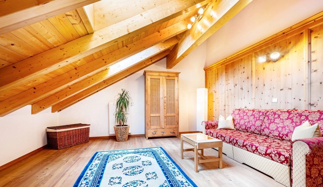 Apartment 'Mitterbruggehof Berganemone' with Mountain View, Shared Garden & Wi-Fi in Rasun Anterselva