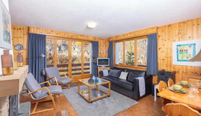 App Les Lupins 16 - Two Bedroom Apartment, Sleeps 4 in Riddes