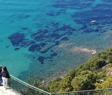 Appartamento panoramico Parco dei Ciliegi Mezzatorre San Mauro Cilento Acciaroli in Acciaroli