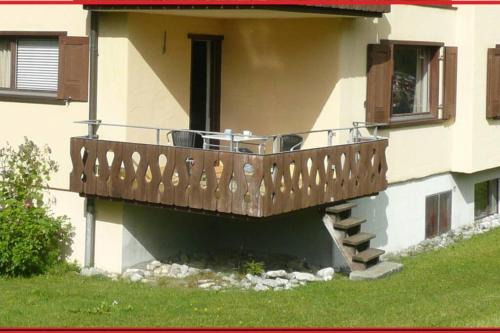 Appartement in Hus Signal met prachtig uitzicht op de bergen in Klosters Serneus