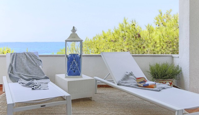 Aquarius★Beachfront Suite★Amazing Sea View★by Amarena Collection Gallipoli in Gallipoli