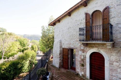 Authentic Villa Surrounded by Nature in Terni