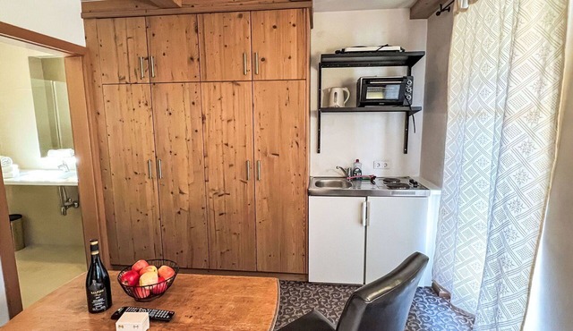 Beautiful apartment for 2 guests with WIFI, TV and balcony