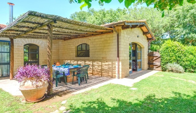 Beautiful, large villa in the Tuscan countryside, near the seacost in Capalbio