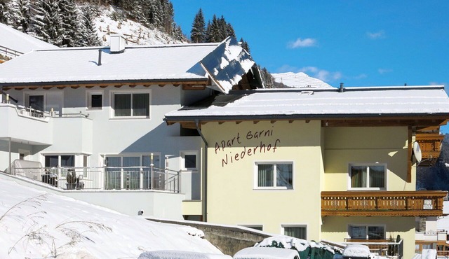 Beautiful private villa for 20 guests with WIFI, TV and terrace