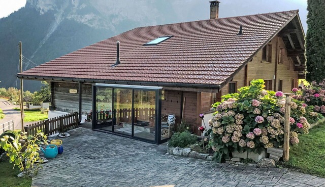 Beautiful villa for 4 people with WIFI, TV, terrace, pets allowed and panoramic view in Understock