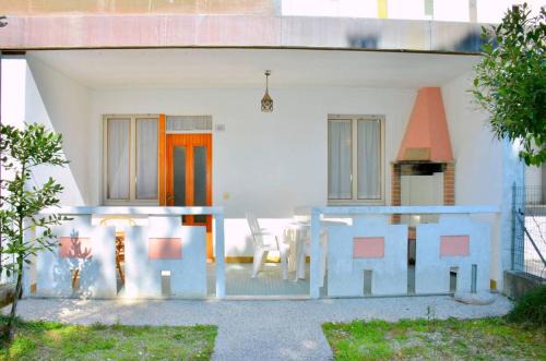 Bright apartment with garden in Bibione