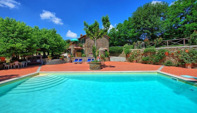 Casale San Martino - Country House Rental in Valdichiana, Tuscany. in Catrosse