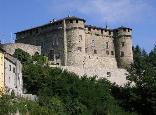 Castello Di Compiano Hotel Relais Museum in Compiano