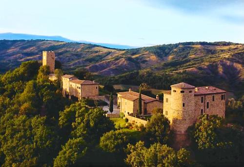 Castello di Viano in Viano