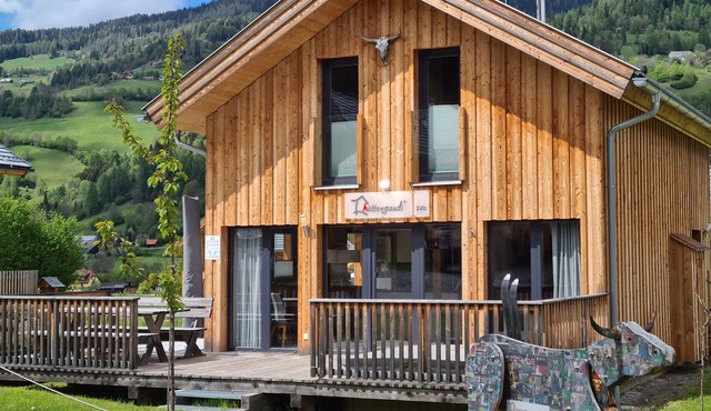 Chalet # 24b with 4 Bedrooms, sauna & whirlpool