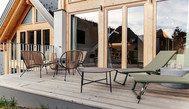 Chalet #4 with 2 bedrooms, sauna and whirlpool