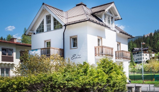Chalet Embacher