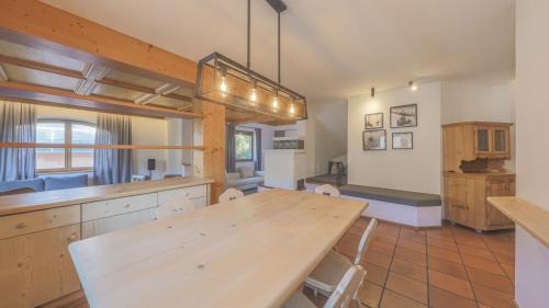 Chalet Lindau Fieberbrunn by ONE VILLAS