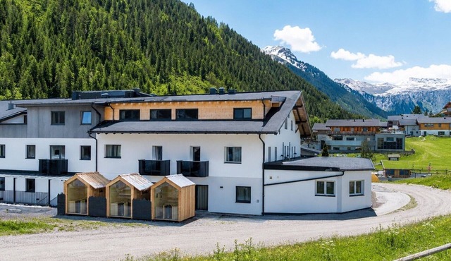 Charming apartment directly on the slopes. in Hinterglemm