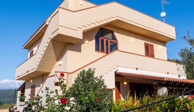 Charming apartment Menfi sea view in Menfi