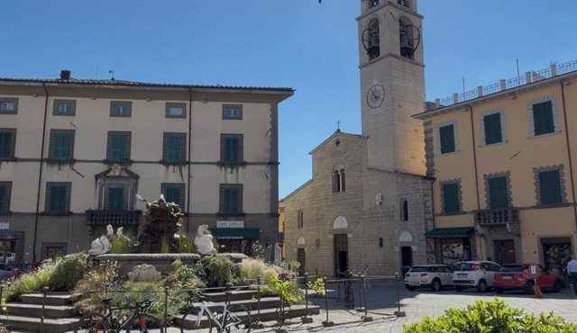 Charming house in the center of a Tuscan town in Fivizzano