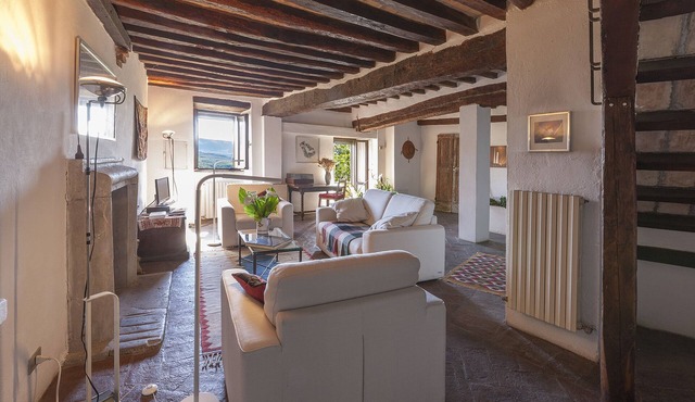Charming Medieval House with piano & Big Garden, in idyllic Todi in Todi
