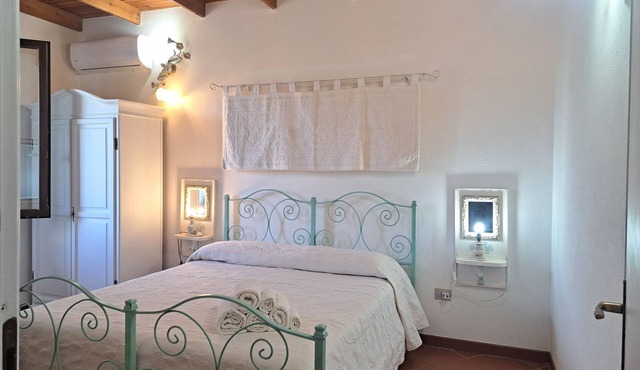 Charming small villa with outdoor area with private access nearby the sea in Chia