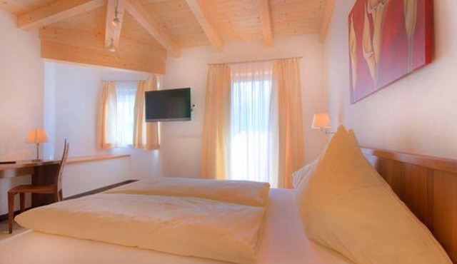 Comfort PLUS Family Room with Breakfast - Panoramahotel Burgeck in Oberkrimml