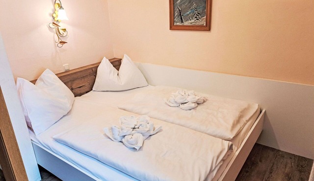 Cosy apartment for 6 guests with WIFI, TV, balcony and pets allowed