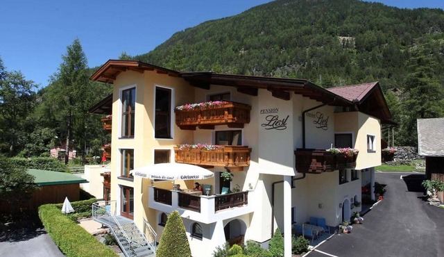 Cosy apartment in Längenfeld with sauna in Längenfeld