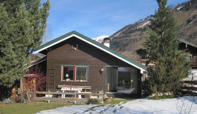 Cosy house with garden for 2-4 persons