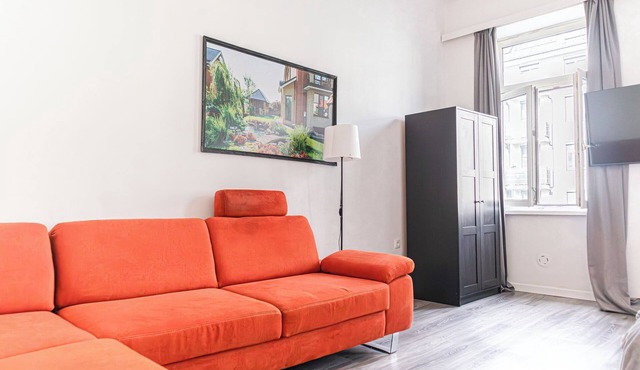 Cozy 1BR Apt Near Schoepfwerk Long Stay