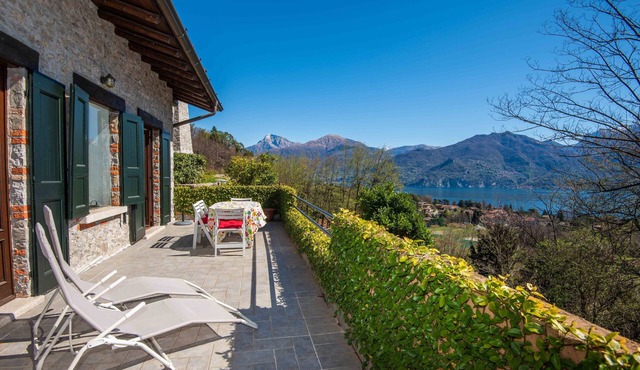 Deborah's cottage on Lake Como in Menaggio