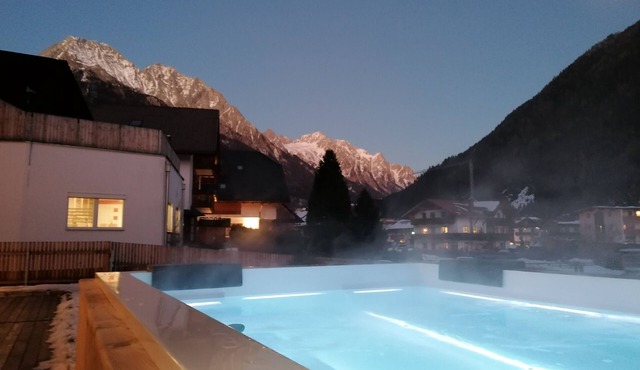 Deluxe Apartment With Balcony and Great View in Antholz Mittertal