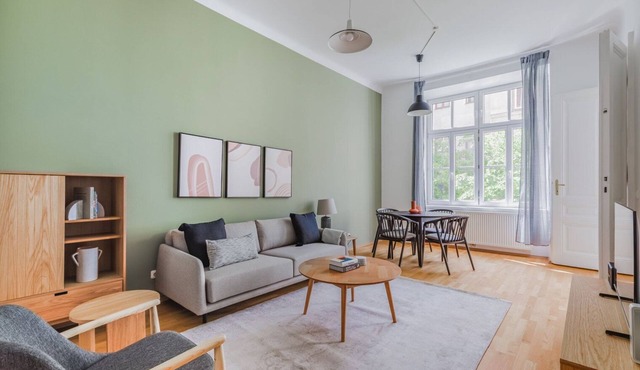 Divine Alsergrund 1BR, near Opera House, by Blueground