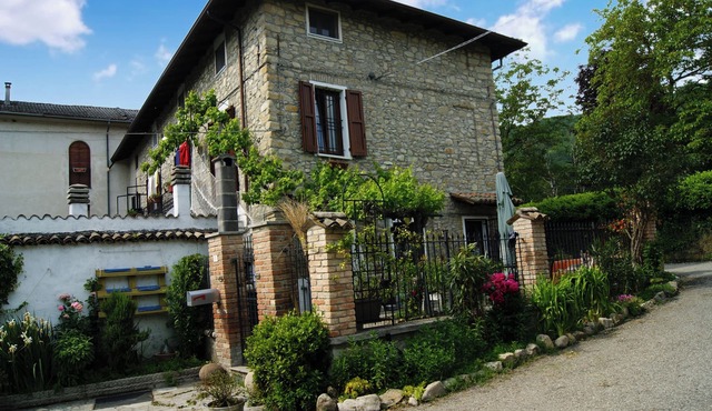 Dulcius ex asperis - bed & breakfast in Cecima