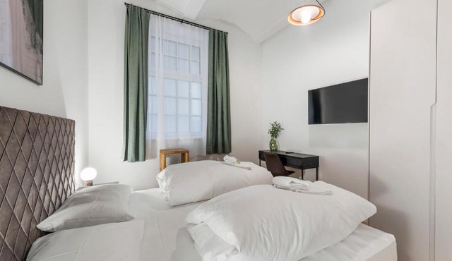easy-flat Votiv - 153sqm Apartment with Terrace