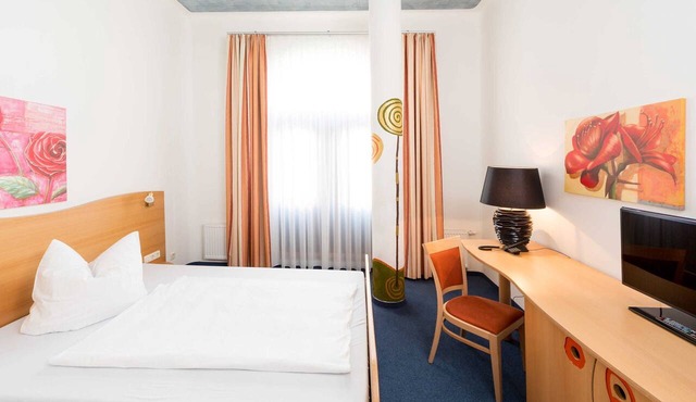 Einzelzimmer Basic - Arthotel Magdeburg Gmbh in Magdeburg