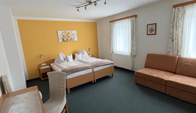 Family Rooms - LongStay - Inn - Roseggerhof Guesthouse