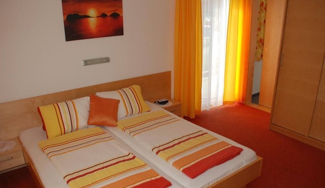 Family room - connecting door 2 floor with balcony - Pension Agnes in St. Kanzian am Klopeiner See