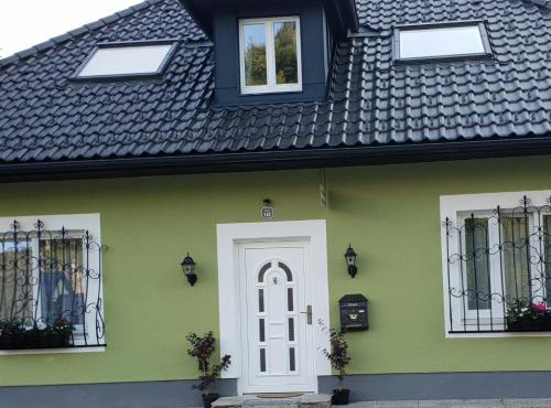 Ferienhaus "Platzhirsch"