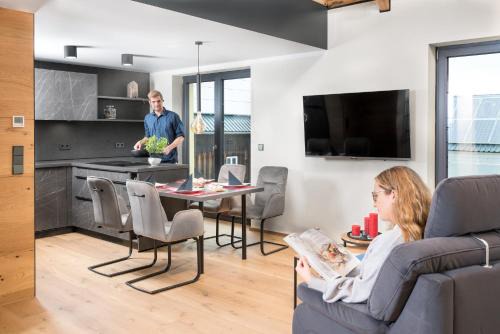 Ferienwohnung im Chaletstil Bergloft 115 qm Wellness Fitness Sauna Bergrödelhof in Feilitzsch