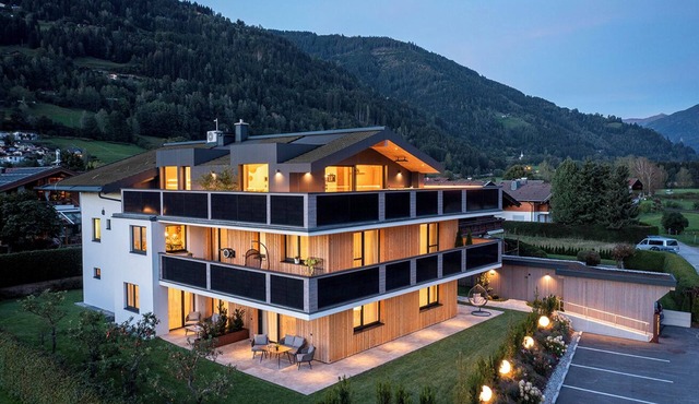 FESH LIVING 5 - smart luxury apartment with sauna area near Zell am See/Kaprun