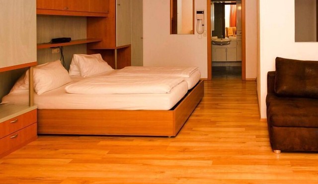 Flat in Podersdorf am See with garden